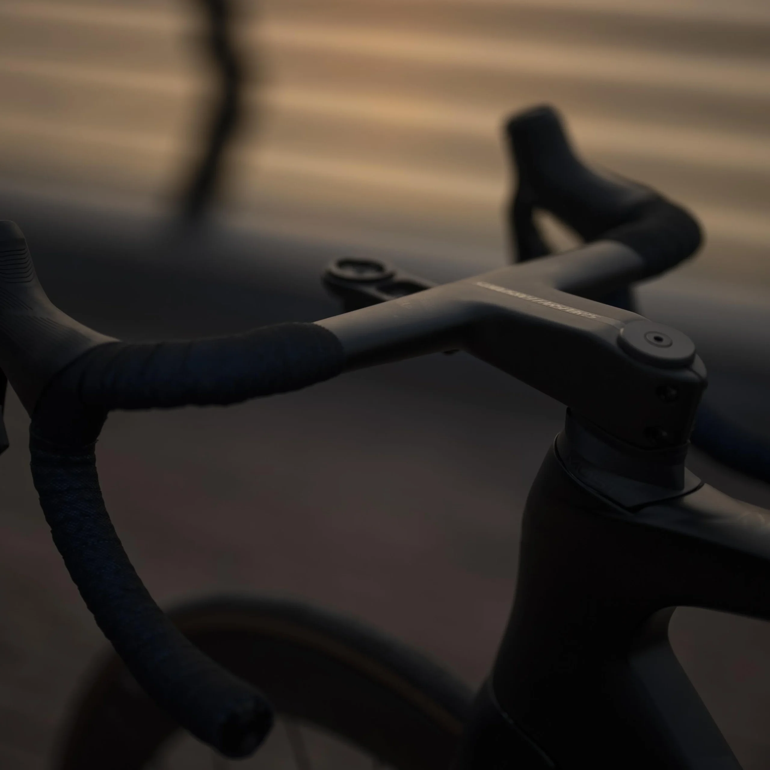 FARSPORTS F1s Handlebar (with limited size model and quantity)