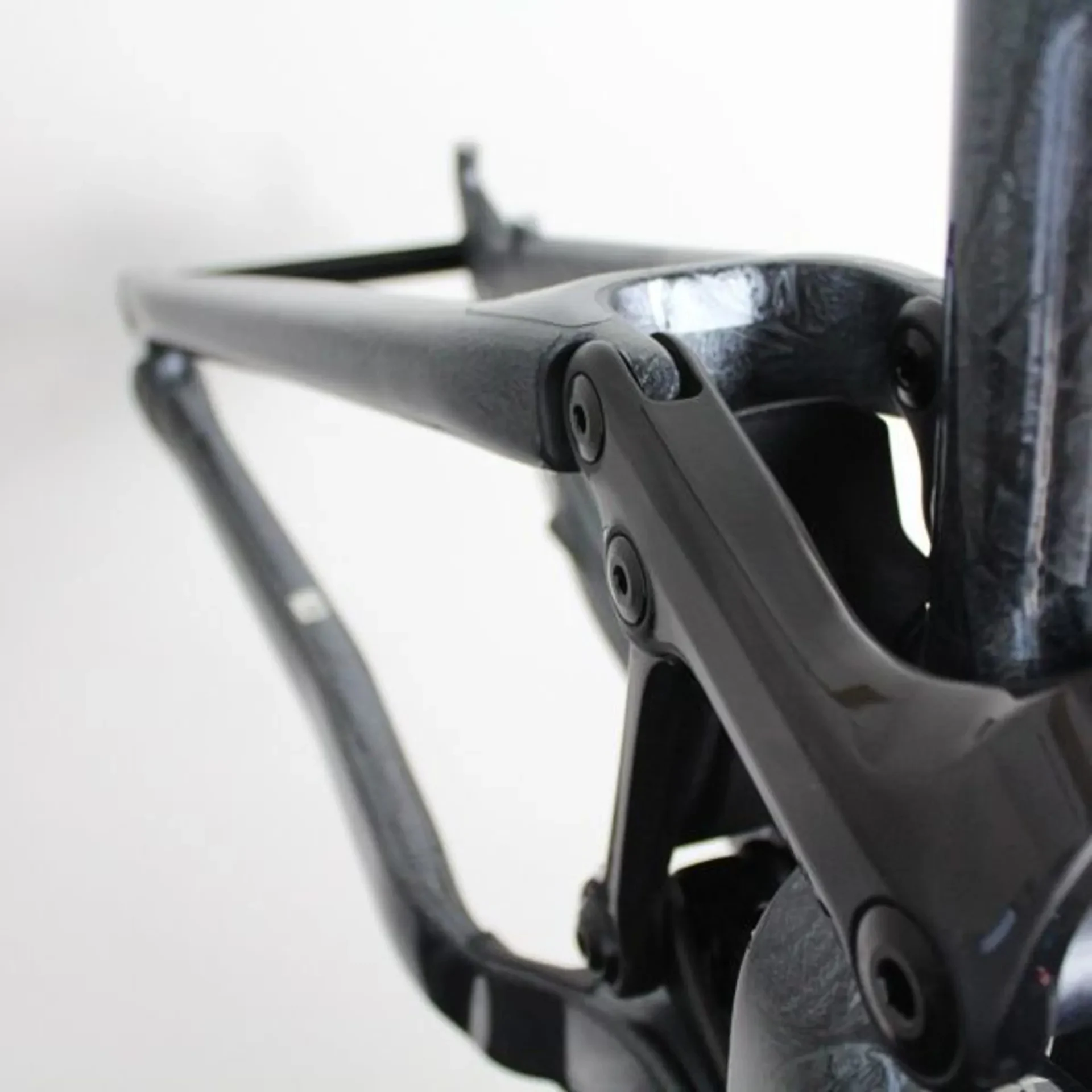 InvisiframeEnduro Seatstay carbon Gloss