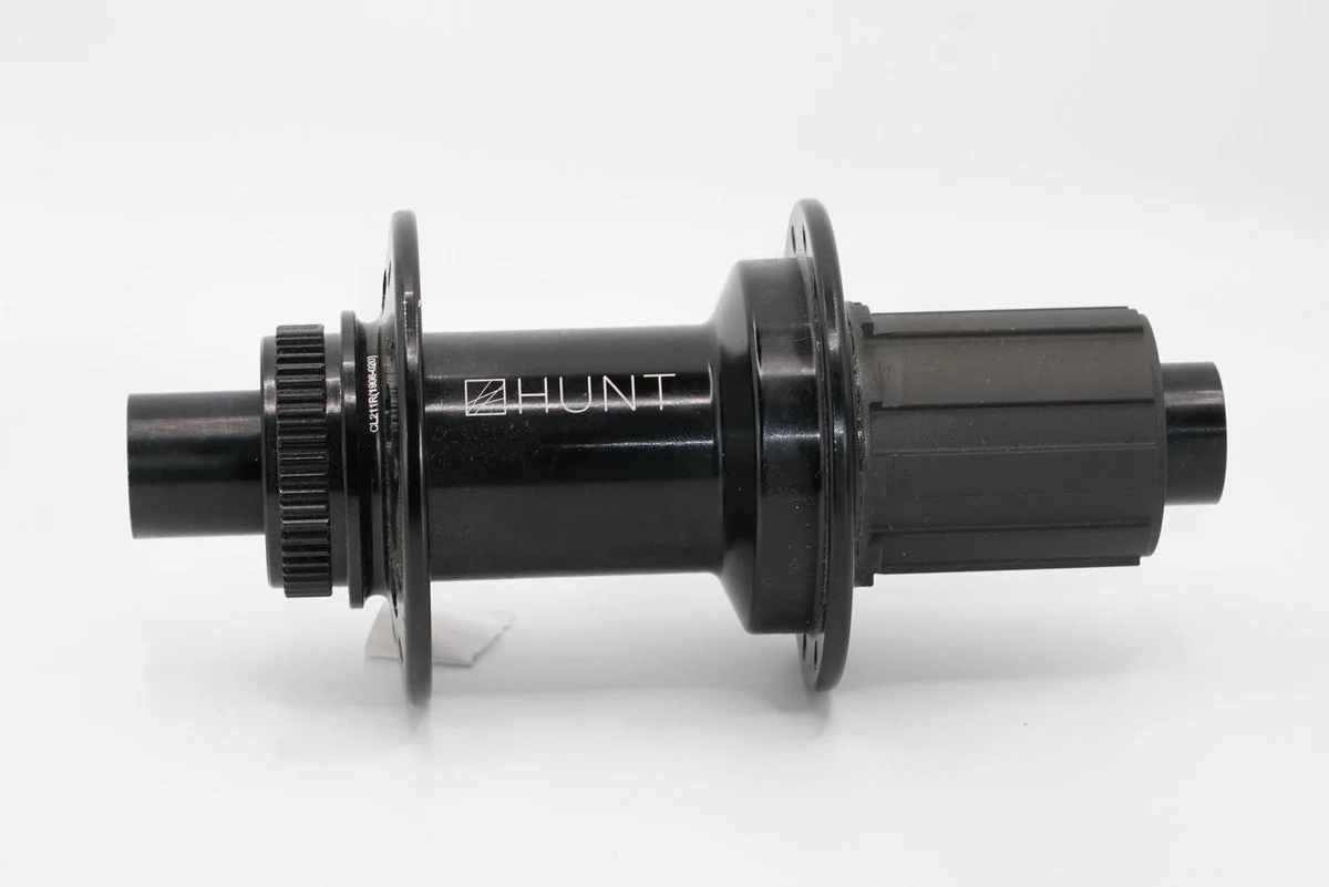 Rear Hub | Engage CL 4 Season | Center-Lock | 24 Hole | Black