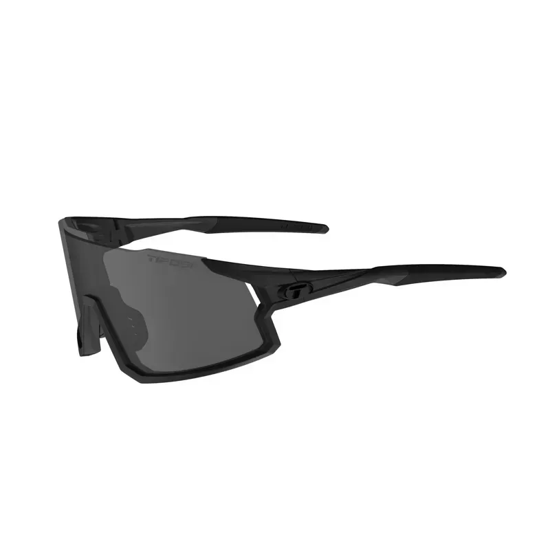 Tifosi Stash Interchangeable Lens Sunglasses In Blackout